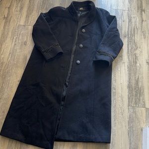 VTG | black wool long coat with leopard trim